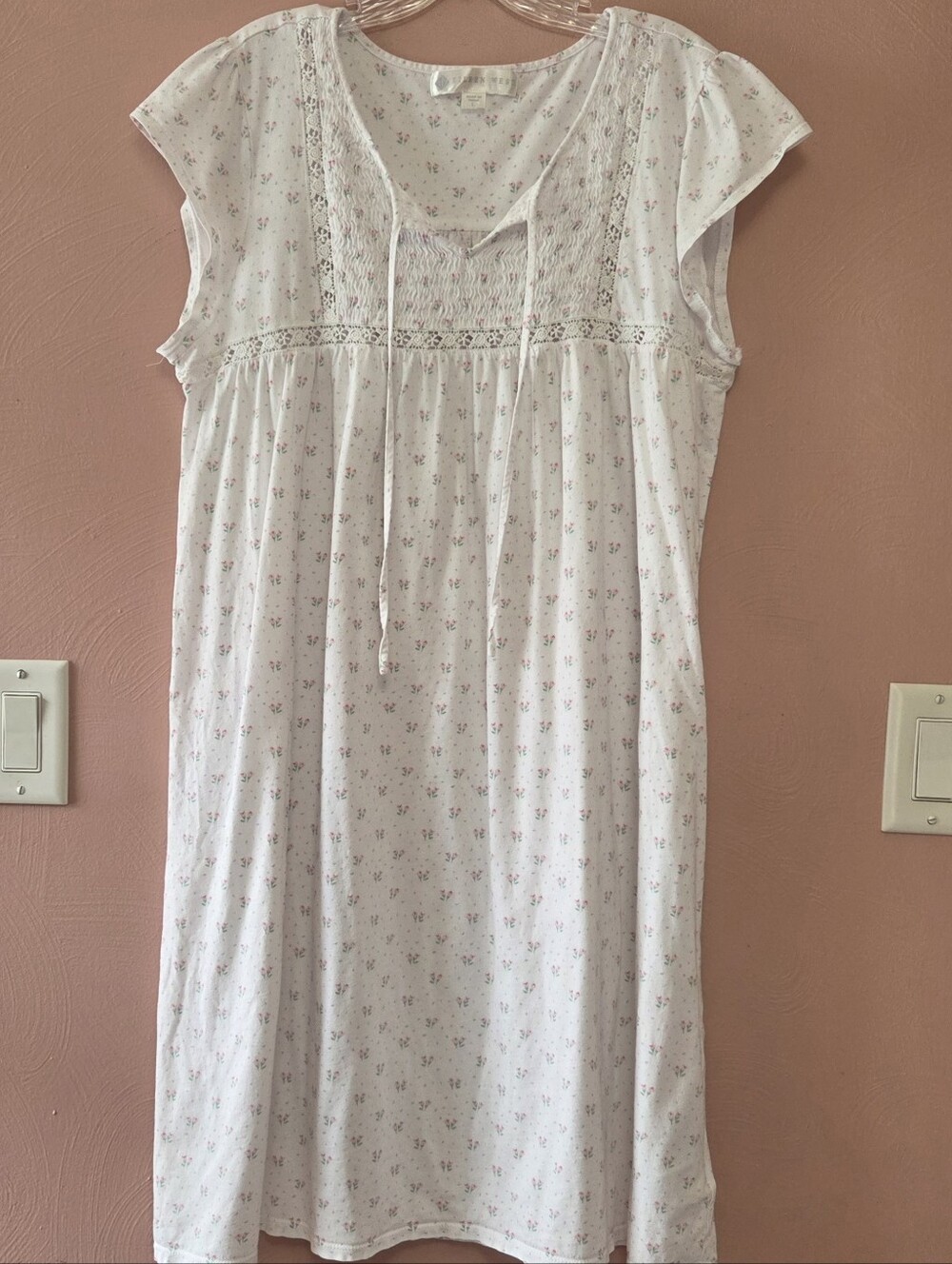 EILEEN WEST Smocked Sweetheart Pink Roses Jersey Knit Nightgown Large - Picture 2 of 7